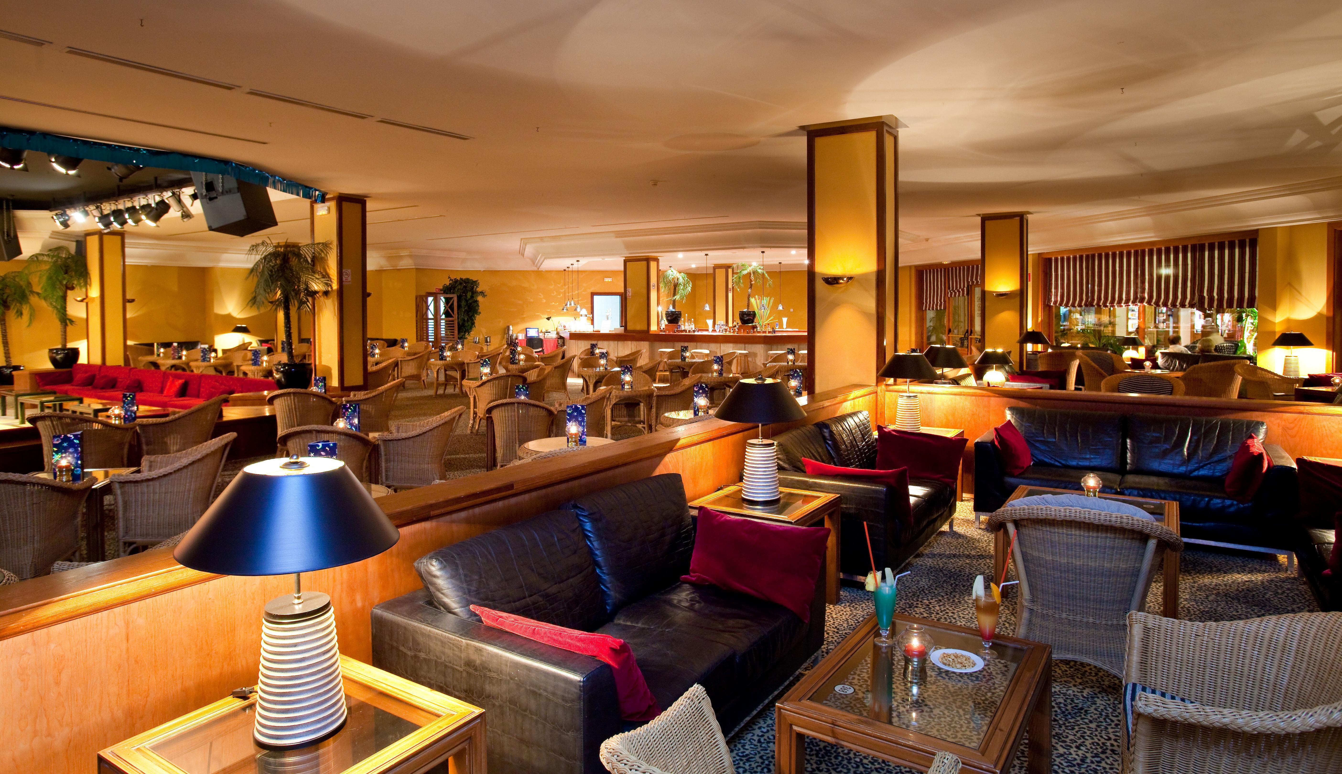 ซีไซด์ โลส จามิโอส Hotel ปูแอร์โตเดลคาร์เมน ภายนอก รูปภาพ